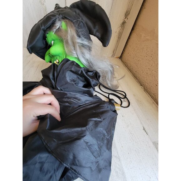 Vintage Scary AS IS hanging witch broom Halloween prop decor - Picture 7 of 9